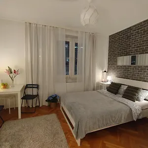 Down Town View Апартаменты